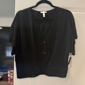 Leith Black Buttoned V-Neck Blouse